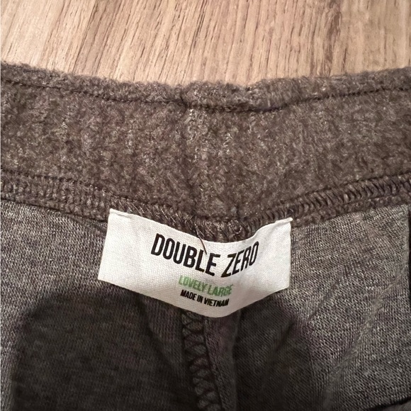 BUNDLE Pajama Two Piece Set Brown Large - Picture 4 of 11